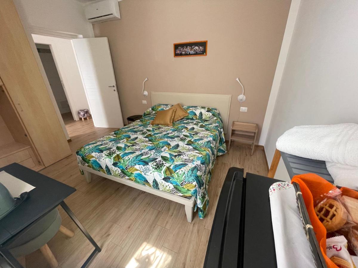 Caramel House & Villa Бари Екстериор снимка