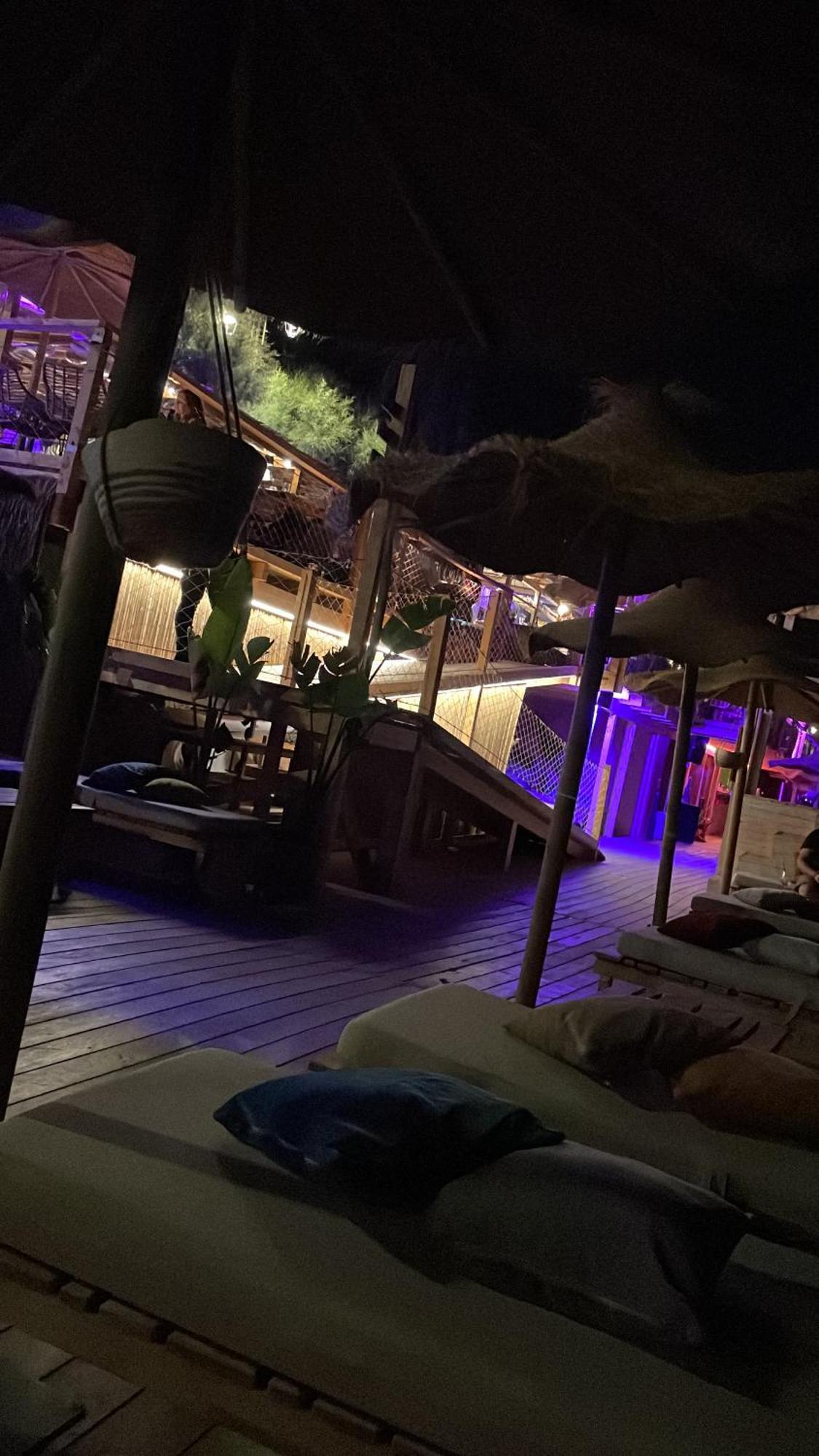 Caramel House & Villa Бари Екстериор снимка