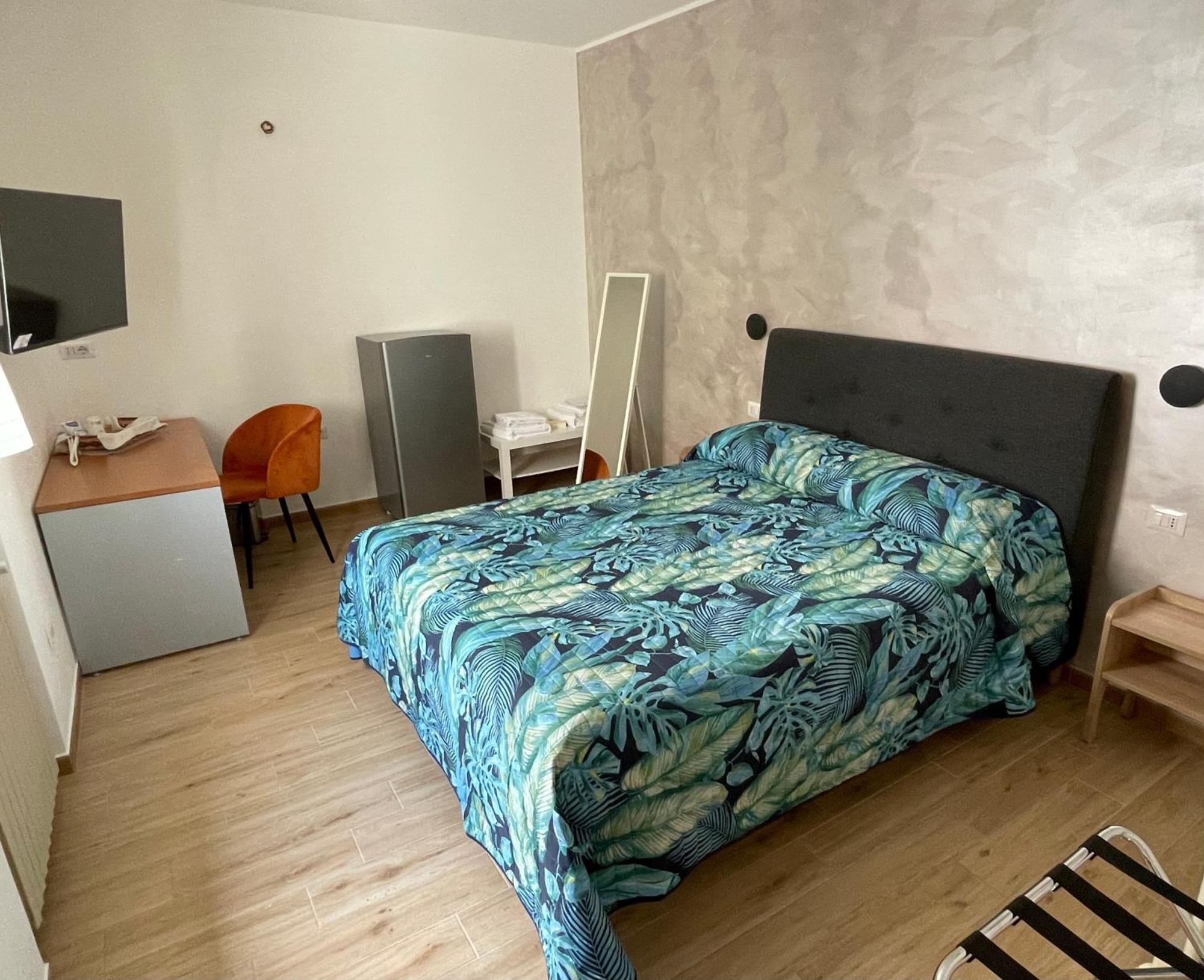 Caramel House & Villa Бари Екстериор снимка