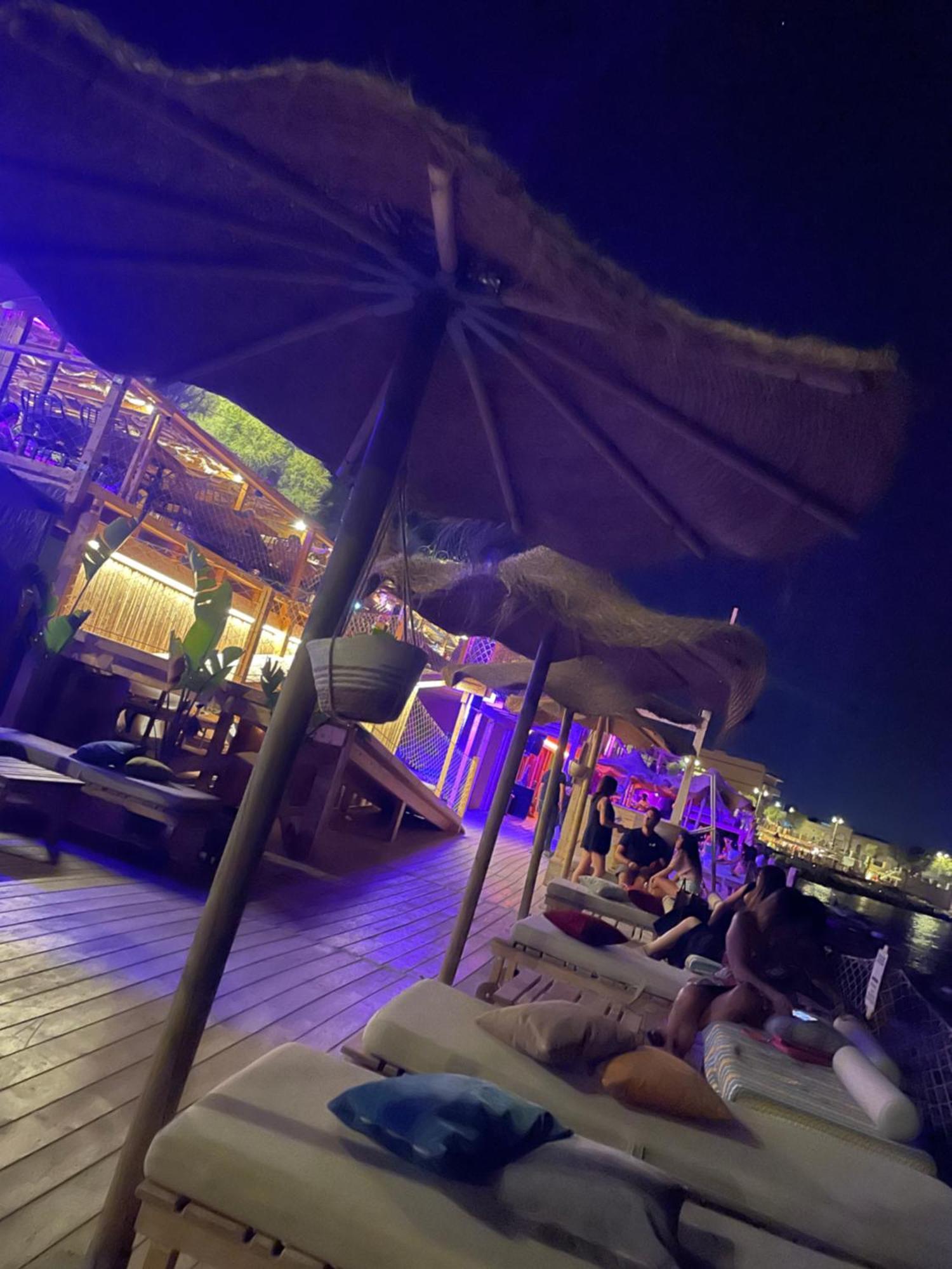 Caramel House & Villa Бари Екстериор снимка
